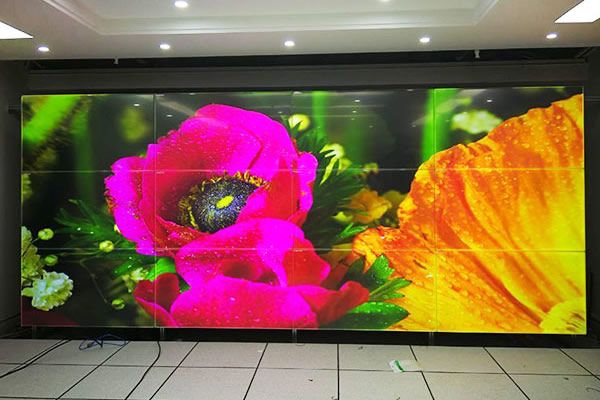 無(wú)縫拼接屏為廣州增城公安建設(shè)智能信息化系統(tǒng)