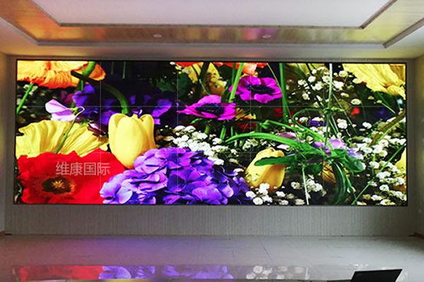 無(wú)縫拼接屏可以帶來(lái)更好的視覺(jué)感官體驗(yàn)