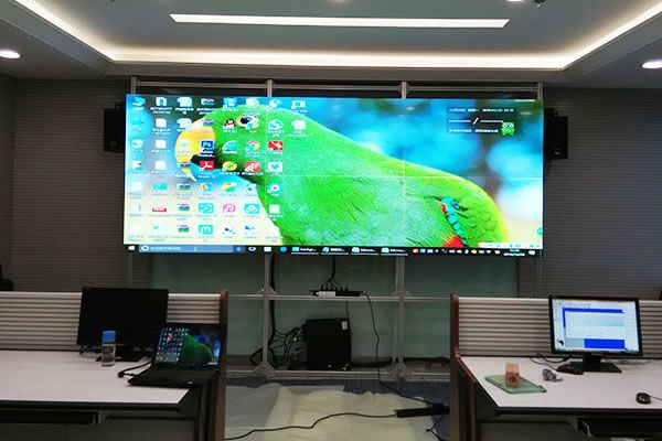 無縫拼接屏壞了，是維護(hù)好還是直接更換新的？