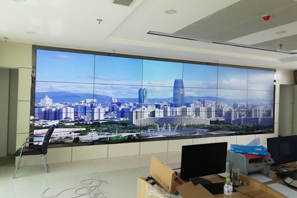 疫情當(dāng)下，拼接屏廠家該如何發(fā)展？