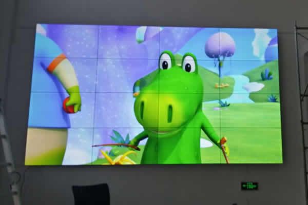 深圳液晶拼接屏的采購需要注意什么？