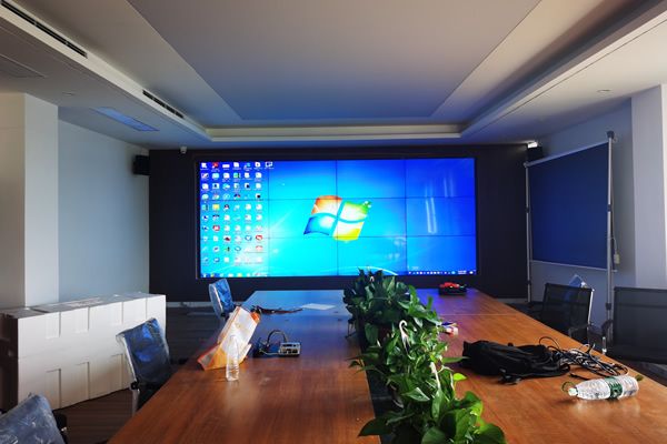 液晶電視機(jī)與液晶拼接屏有什么區(qū)別？