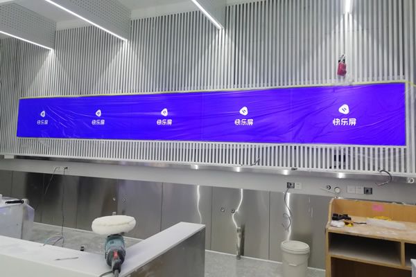 2022年液晶拼接屏廠(chǎng)家十大品牌_如何選擇一家可靠的液晶拼接屏廠(chǎng)家