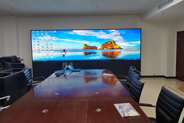 市場(chǎng)上那么多的拼接屏廠家，要怎么選擇呢？