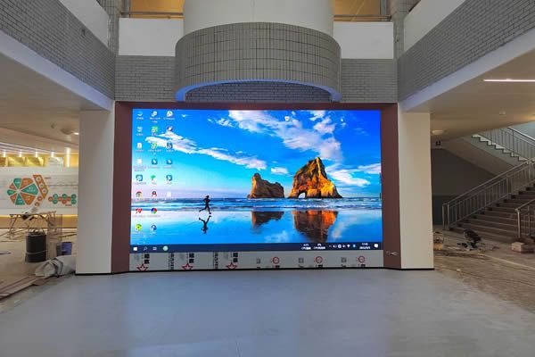 LED全彩屏有哪些特點，在采購時需要注意什么