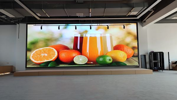 舞臺(tái)LED顯示屏解決方案，舞臺(tái)創(chuàng)意設(shè)計(jì)呈現(xiàn)精彩演繹