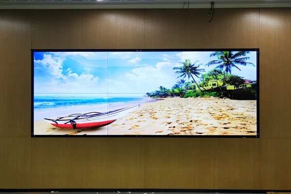 會(huì)議室大屏選擇拼接屏好，還是LED顯示屏好？