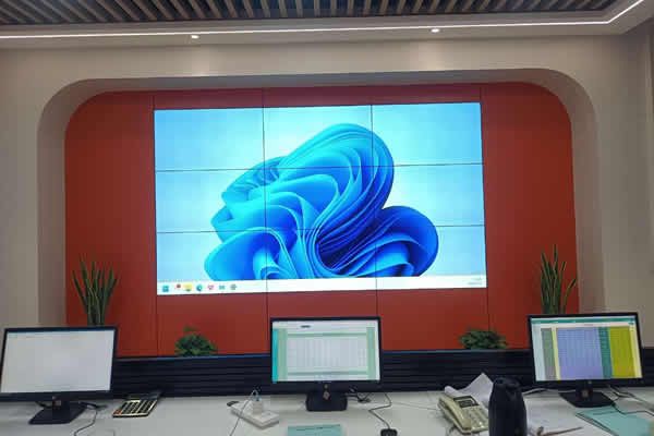 拼接屏十大品牌有哪些，選擇哪個(gè)廠家好？