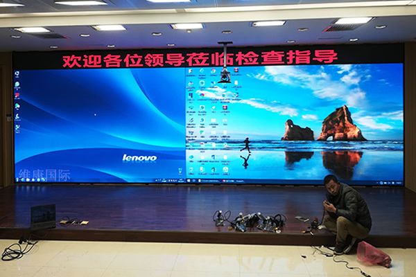 LED顯示屏哪家好，產(chǎn)品選擇注意事項(xiàng)有哪些？