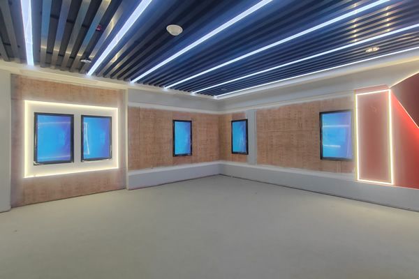 大尺寸的觸摸顯示屏有哪些，哪些顯示大屏支持觸控功能的？