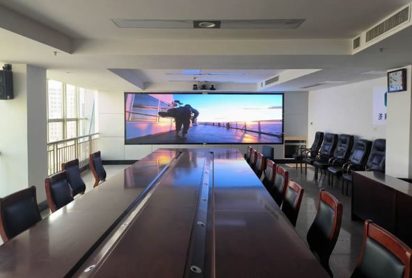 一般會議室使用會議一體機好，還是LED顯示屏好