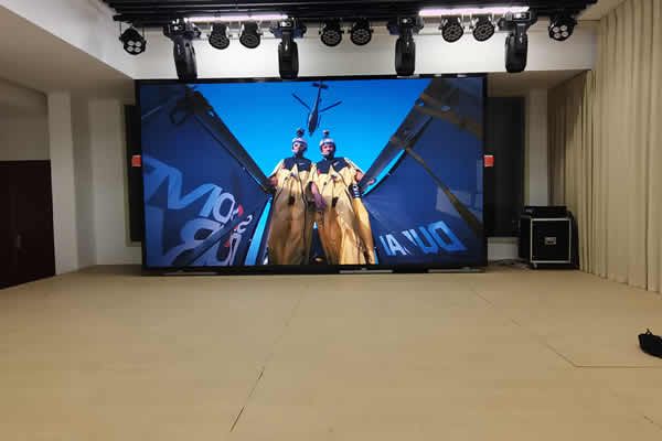 LED顯示屏可以當(dāng)電視看嗎，多少錢一平方？