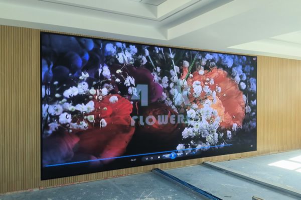 COB顯示屏P0.9相比P1.25有什么優(yōu)勢，COB技術(shù)有什么特點