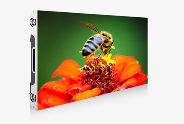 多媒體教室使用小間距LED屏好，還是會議一體機好？