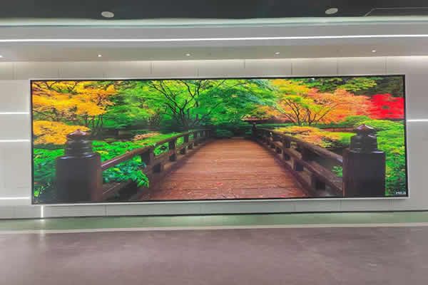 大型商場用哪種LED屏規(guī)格好？